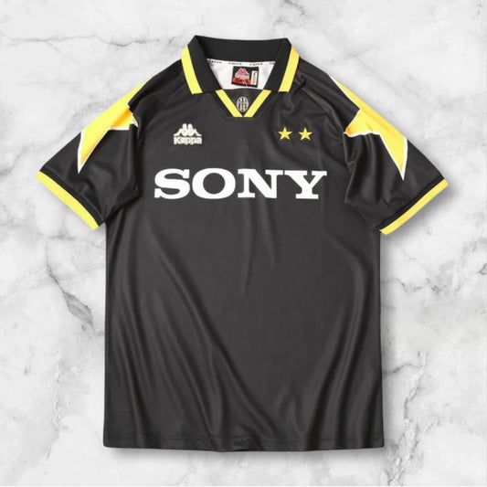 1995/97 Juventus T-Shirt